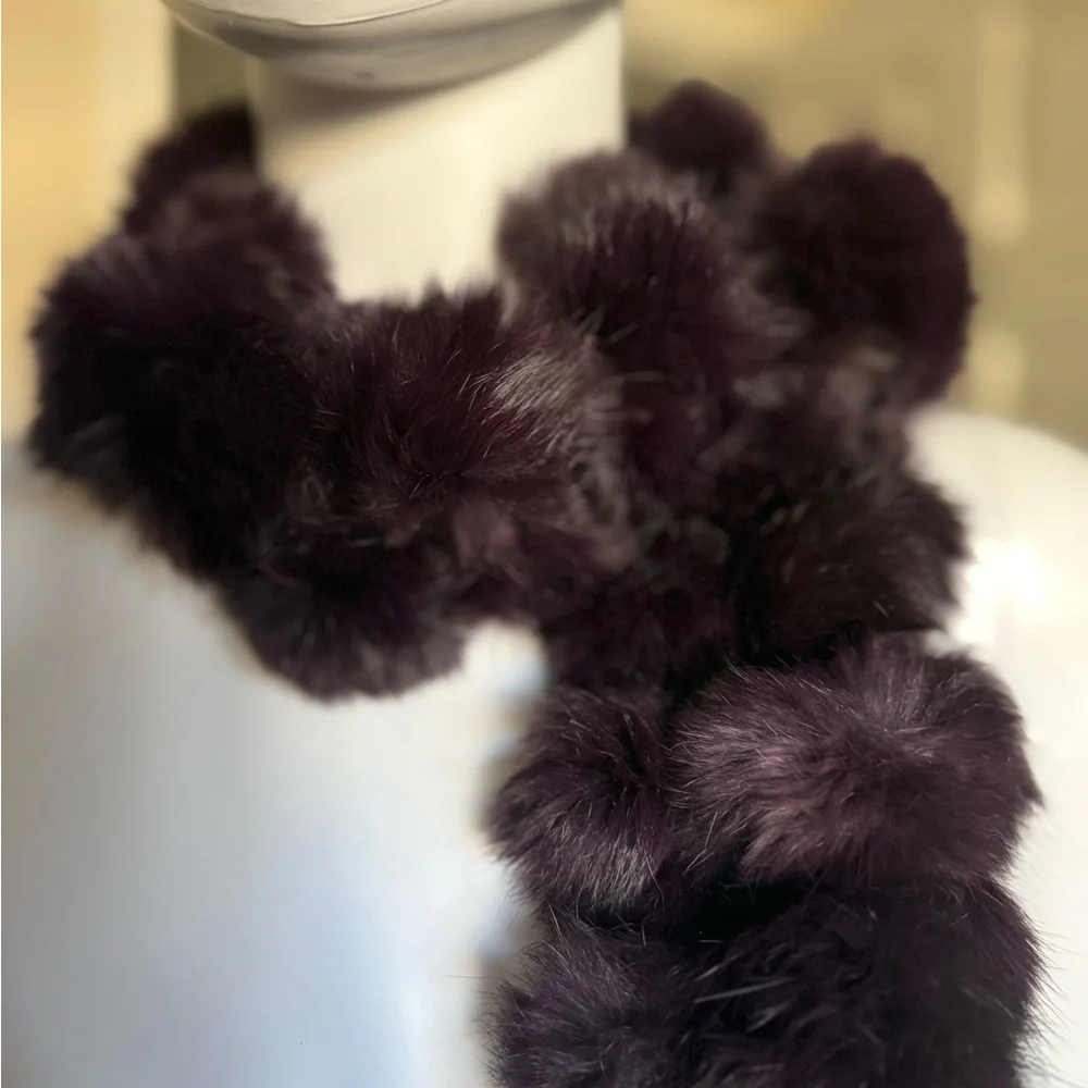 Rex Rabbit Fur Pom Pom Scarf Like New in Burgundy